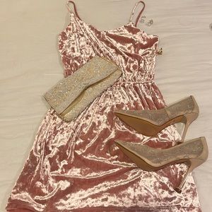 Cocktail dress pink velvet